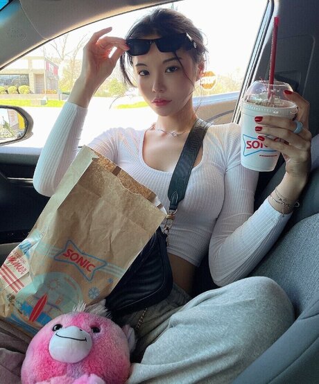 still need onlyfans photo