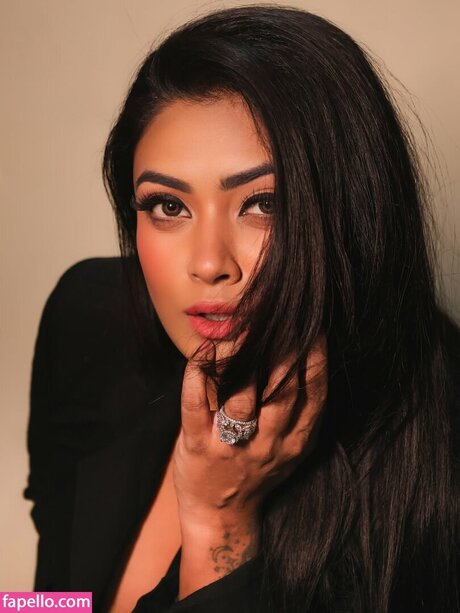 Twinkle Kapoor onlyfans naked