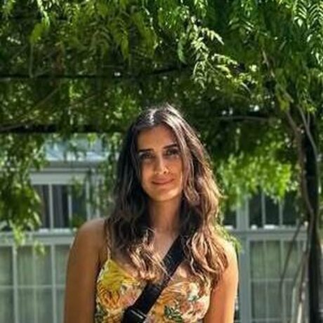 Pragya Kapoor onlyfans strip