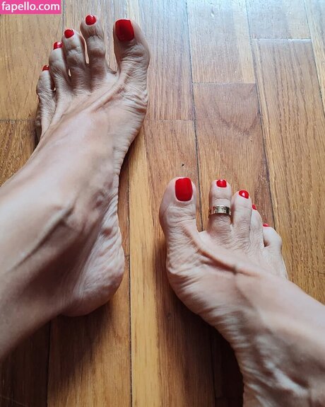 Mrs Peta feet onlyfans
