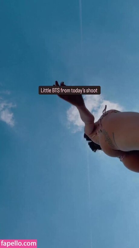 Aimey Mallon boobs onlyfans