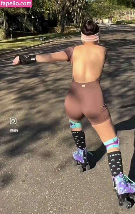 Taby Carvalho onlyfans desnuda