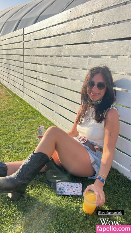 Brooke Averick onlyfans public photos