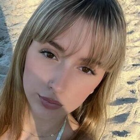 felicityhughes onlyfans naked pics