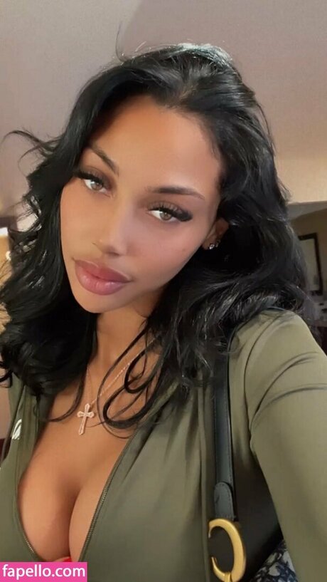 Kysre Gondrezick onlyfans.