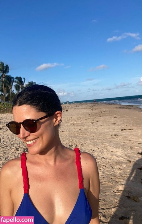 Manuela Do Monte onlyfans leajs