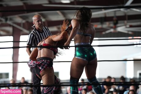 Kaci Lennox naked onlyfans