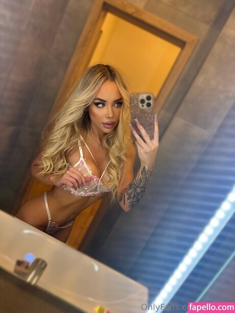 a nstsh onlyfans creator