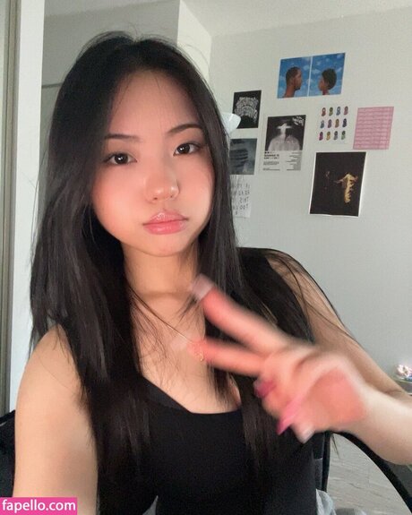 aishlvsu naked only fans