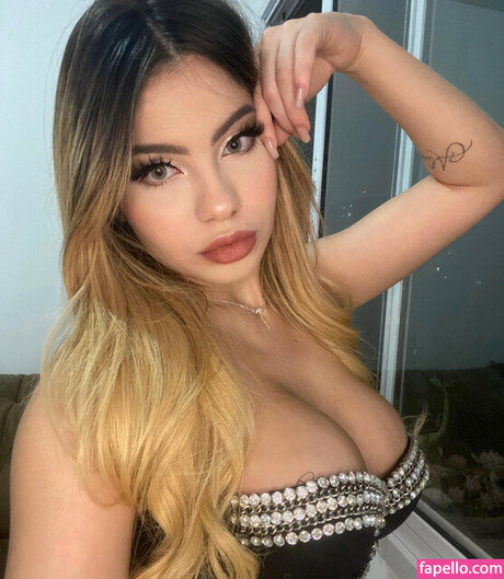 Hll amr onlyfans naked