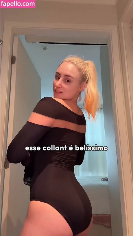 Renata Schneider onlyfans nude pics