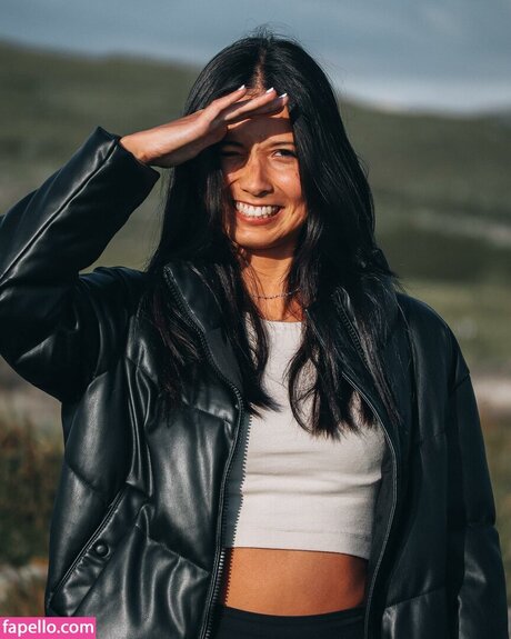 angadobo only fans review