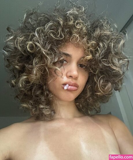 Maleigh Zan naked only fans