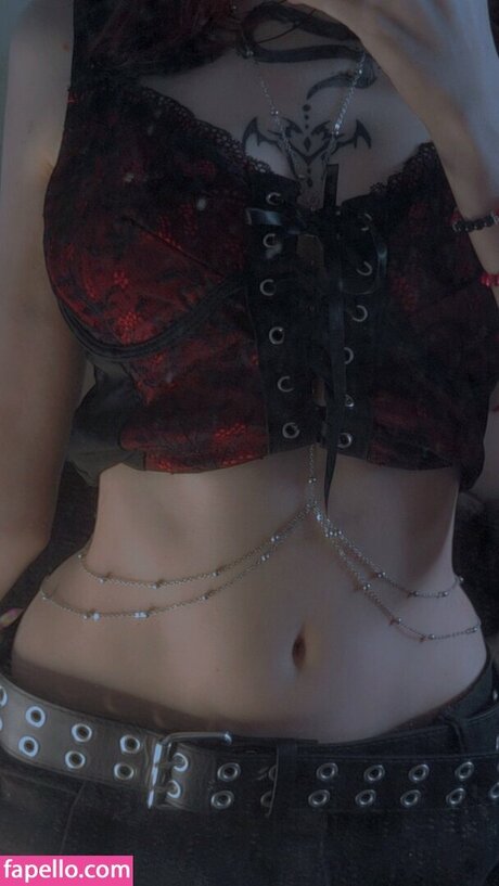 Sm0ltiddym0thgf onlyfans pics