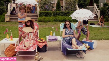 Alexis Bledel onlyfans model