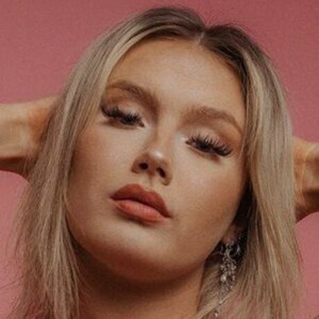 Nikoline Fray onlyfans leak naked