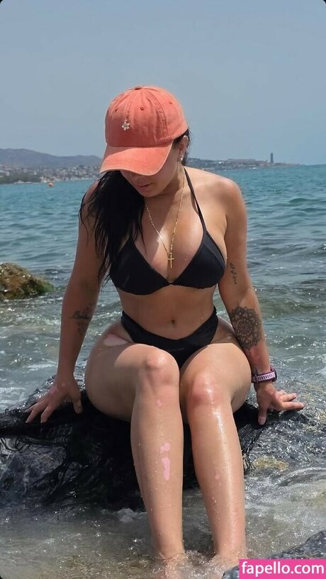 Lucy Estrada onlyfans porn leak