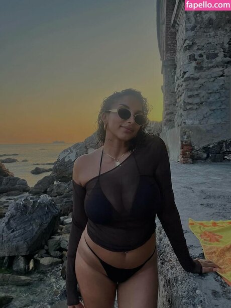 Debora Bloise onlyfans posts