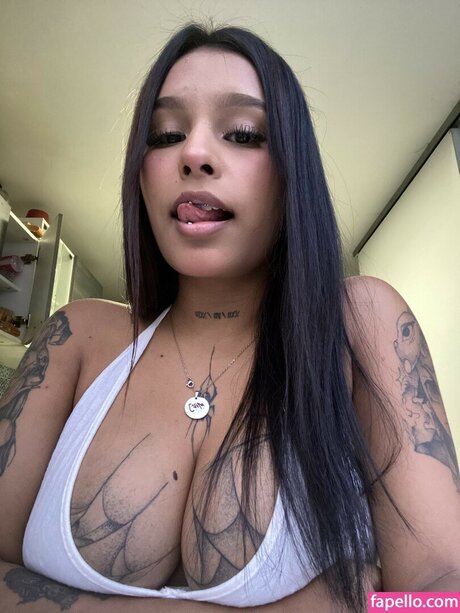shalydaniela xxx onlyfans