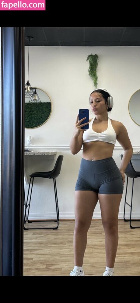 Aracelyanahiii onlyfans pic