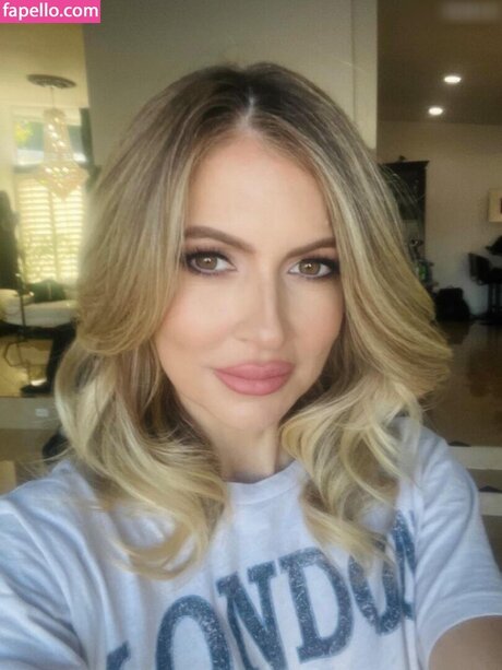 Gigi Dior onlyfans nide