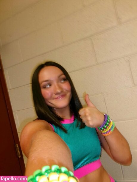 Izzy Moreno onlyfans leaks