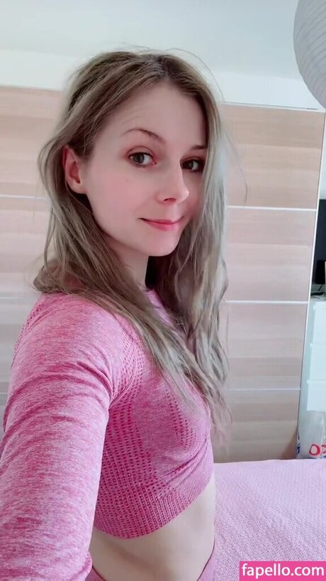 SmileyDani158 topless onlyfans