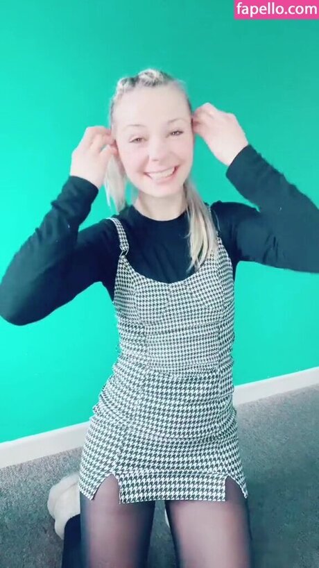 SmileyDani158 onlyfans leak