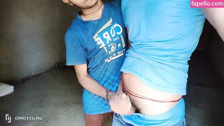 Jem Jemsi onlyfans creator