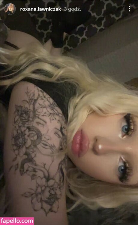 roxana lawniczak onlyfans strip tease