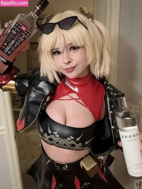 Saltedfishcakes onlyfans leaks.