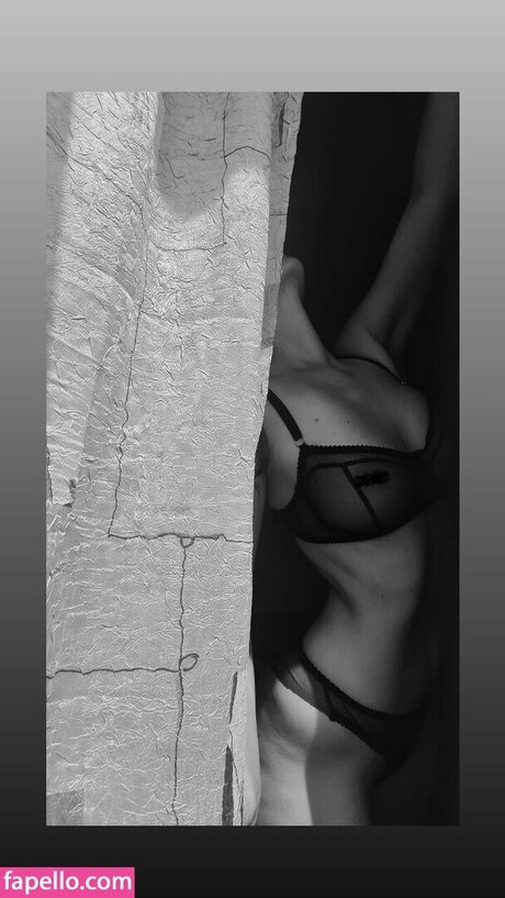 Olexandra Veklenko onlyfans nude leaks