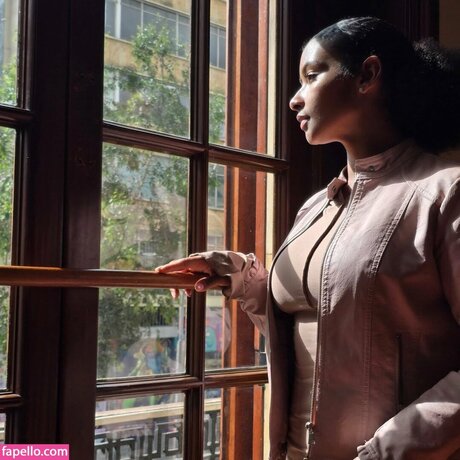 Jessica Nahomy onlyfans joi