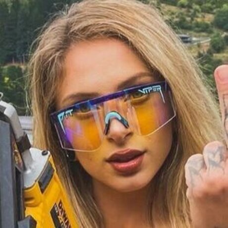 Emma Olofsson topless onlyfans