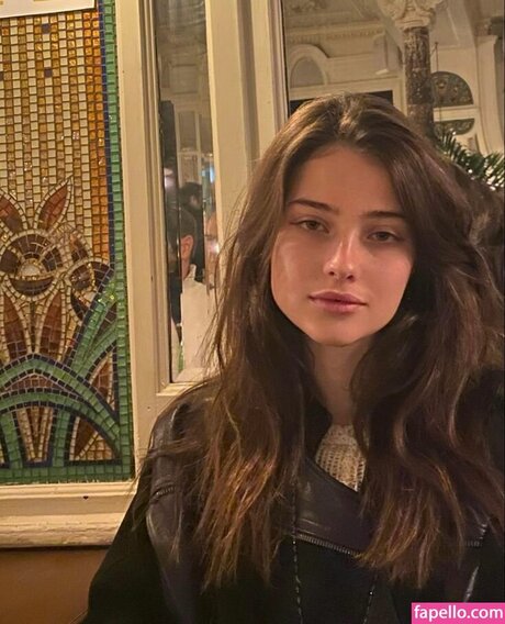 Blanca Soler onlyfans content type