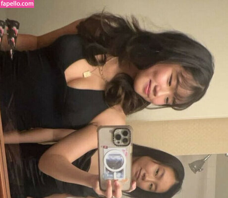 jinyasmr onlyfans pictures