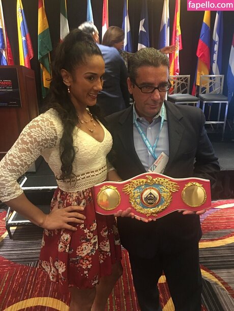 Amanda Serrano onlyfans boobs