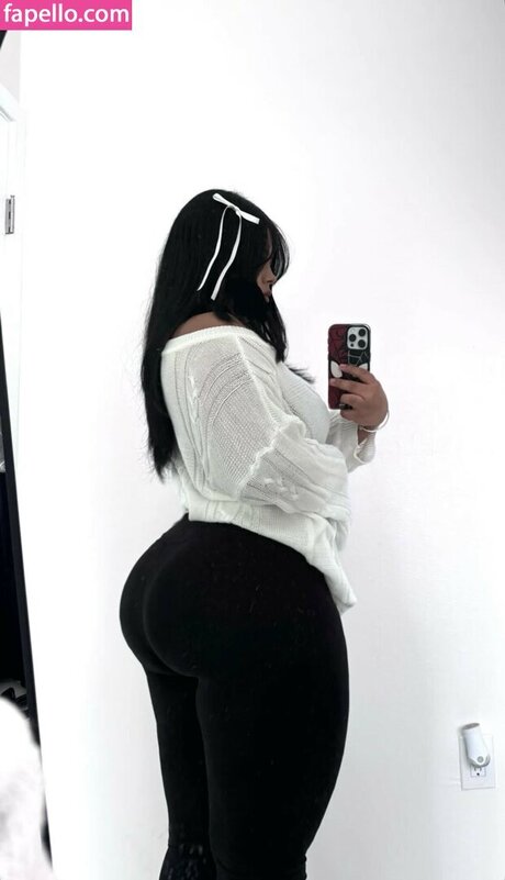 ASSZILLA onlyfans pictures