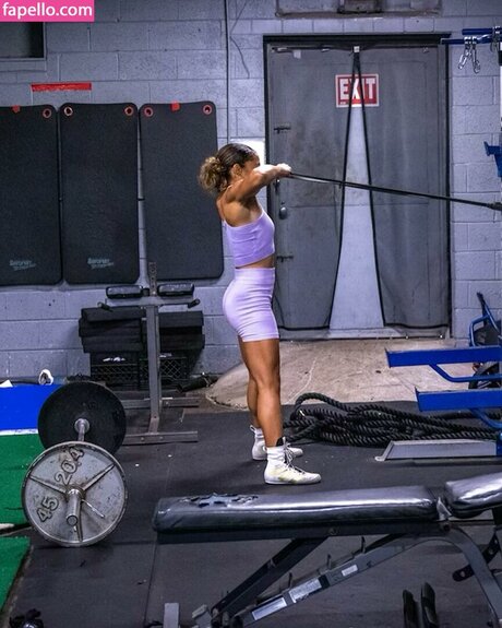 Alycia Baumgardner naked onlyfans pics