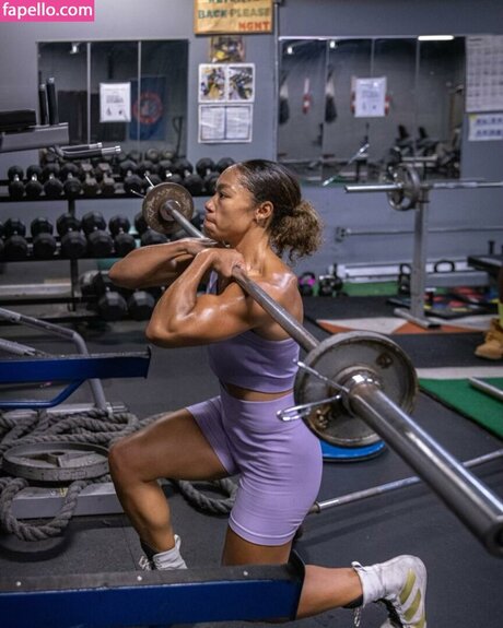 Alycia Baumgardner onlyfans topless