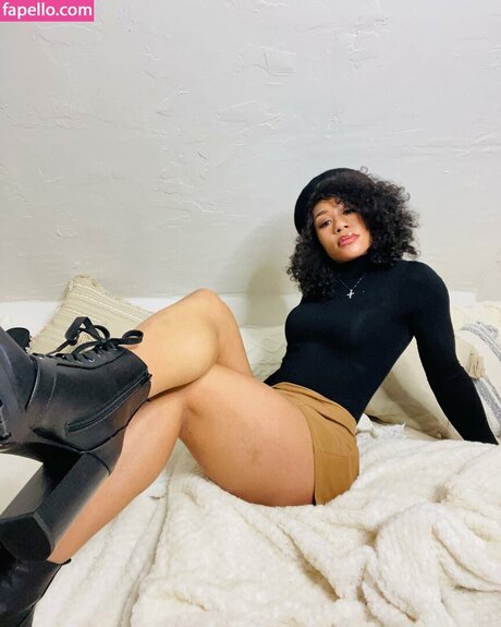 Alycia Baumgardner onlyfans nudes