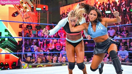 Kiana James onlyfans naked porn