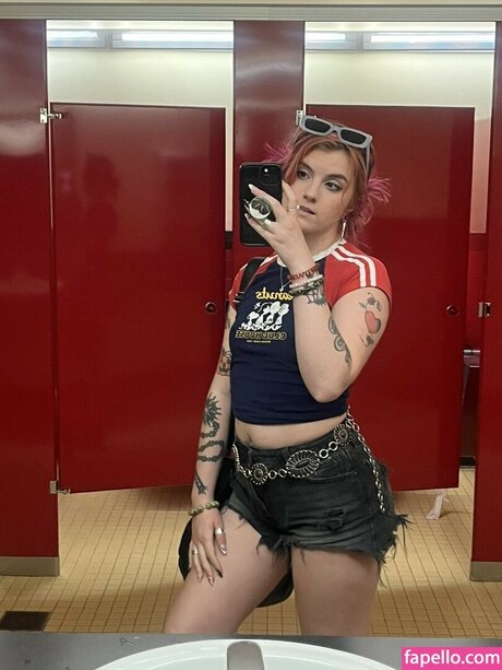 Msvioletvixxen nude onlyfans