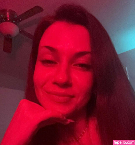 Chloe Cirone ass onlyfans