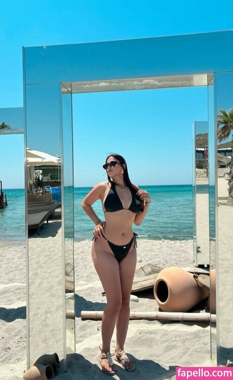 sseliingn onlyfans pics leaked