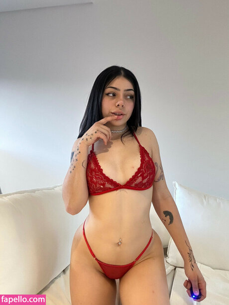 Mica Yba ez onlyfans pic