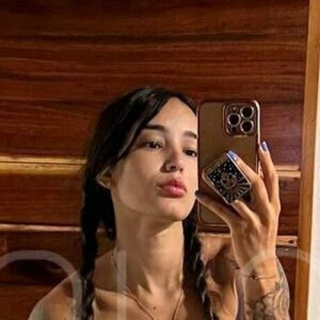 Laura Madrid onlyfans leakd