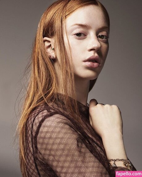 Lily Newmark leaked onlyfans