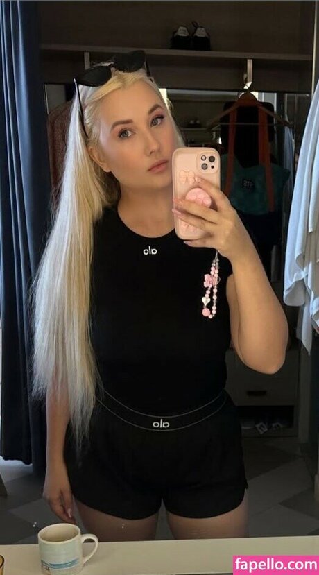 Amber Koltzow Bastick only fans