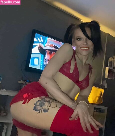 Melinda Noutch onlyfans ass